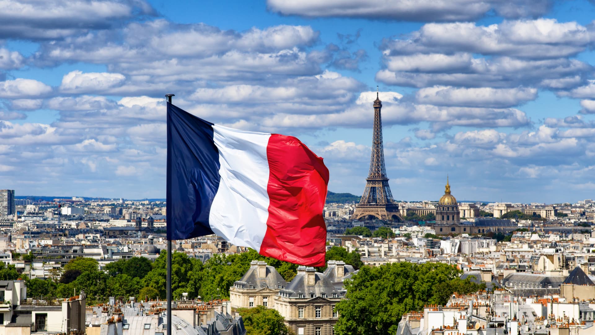 France&rsquo;s economy faces a key risk beyond its political turmoil